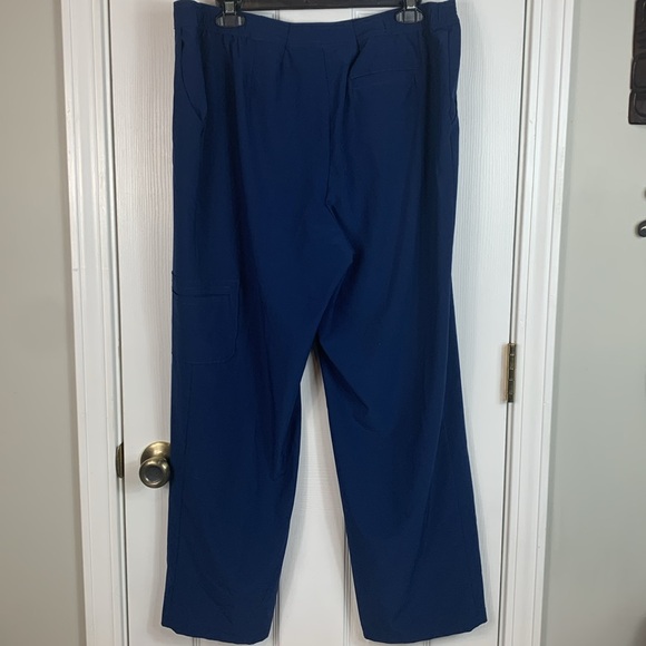 Additions by Chico’s navy blue thin 88% polyester pants size 2 short(medium) - Picture 5 of 8